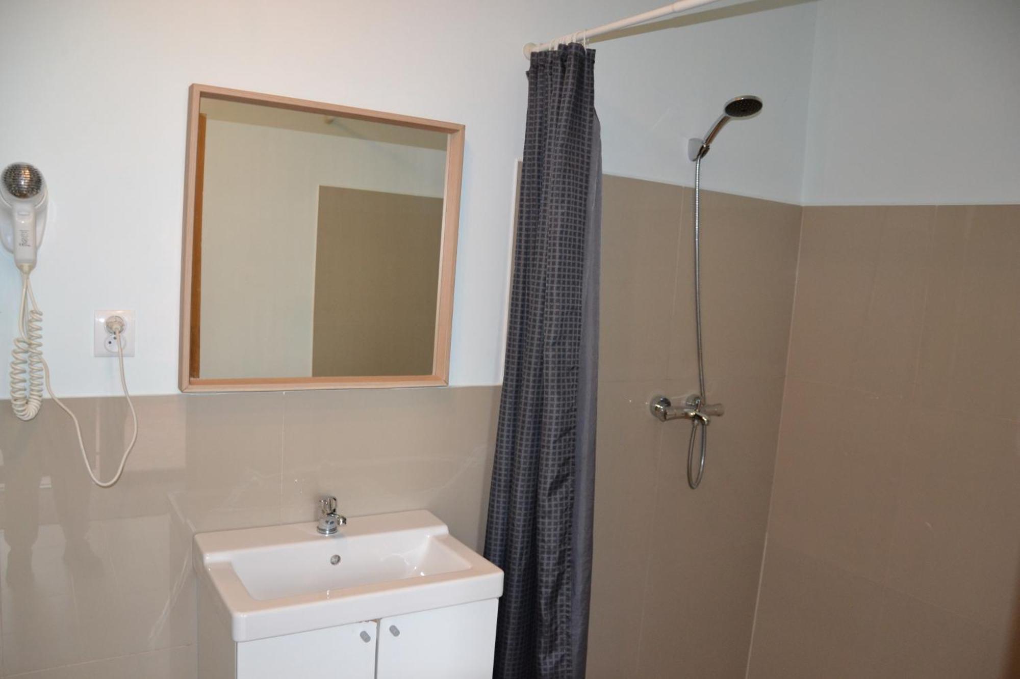 Flores Apartament カトヴィツェ エクステリア 写真