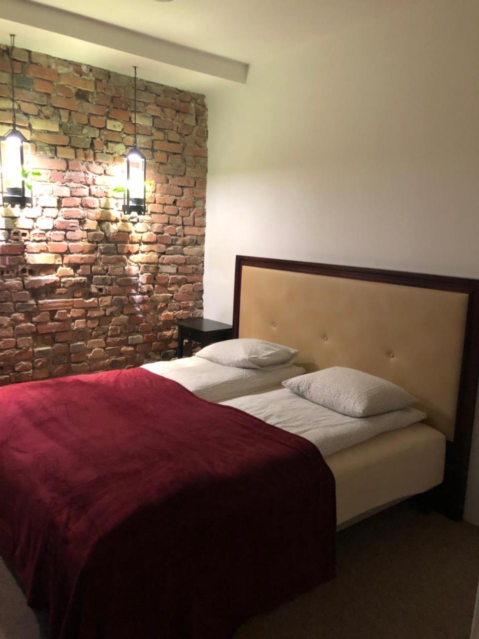 Flores Apartament カトヴィツェ エクステリア 写真